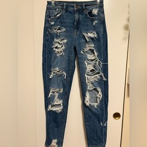 These american eagle jeans are in very good condition and have nothin wrong